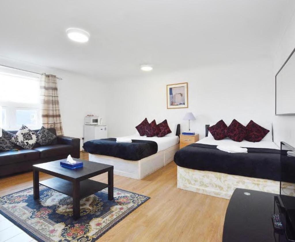 Cavali Hotel Лондон Экстерьер фото